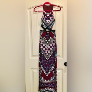 Women’s multi colored maxi dress, size small